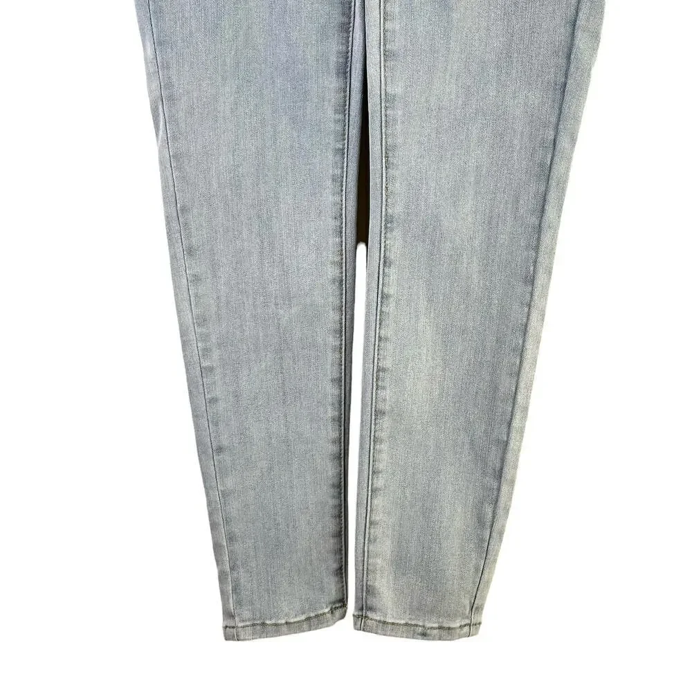 Judy Blue Pull-On Skinny Fit Jeans in Light Blue Wash, Size 7/28 - Picture 6 of 10